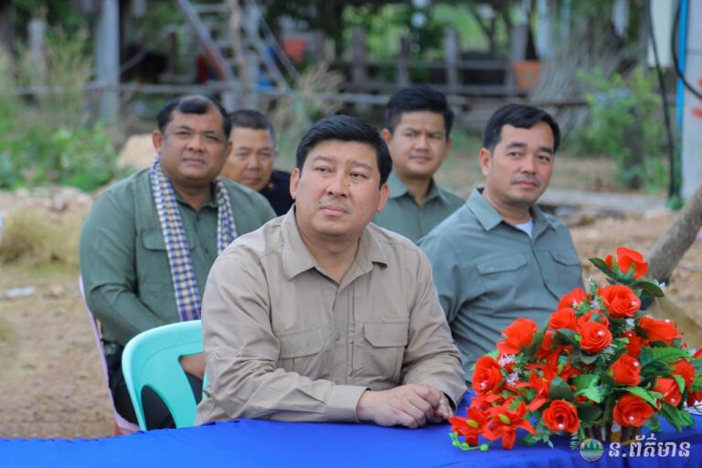 «​កសិករ នៅ​ខេត្ត​ព្រះវិហារ​កំពុង​ទទួល​បាន​ជីវភាព​ប្រសើរ​ជាង​មុន តាមរយៈ​ការ​លក់​ស្រូវ​សេរី​រាង្គ​»